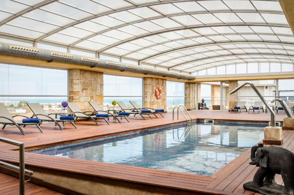 Exe Cunit Suites & Spa photo 3