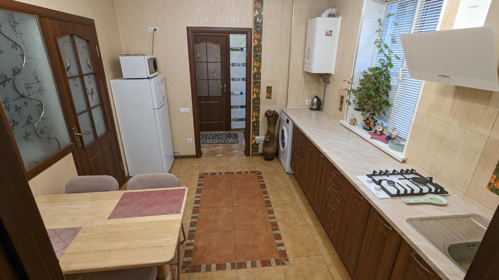 TownHouse Euro жд вокзал, фонтан, чеки ПРРО photo 4