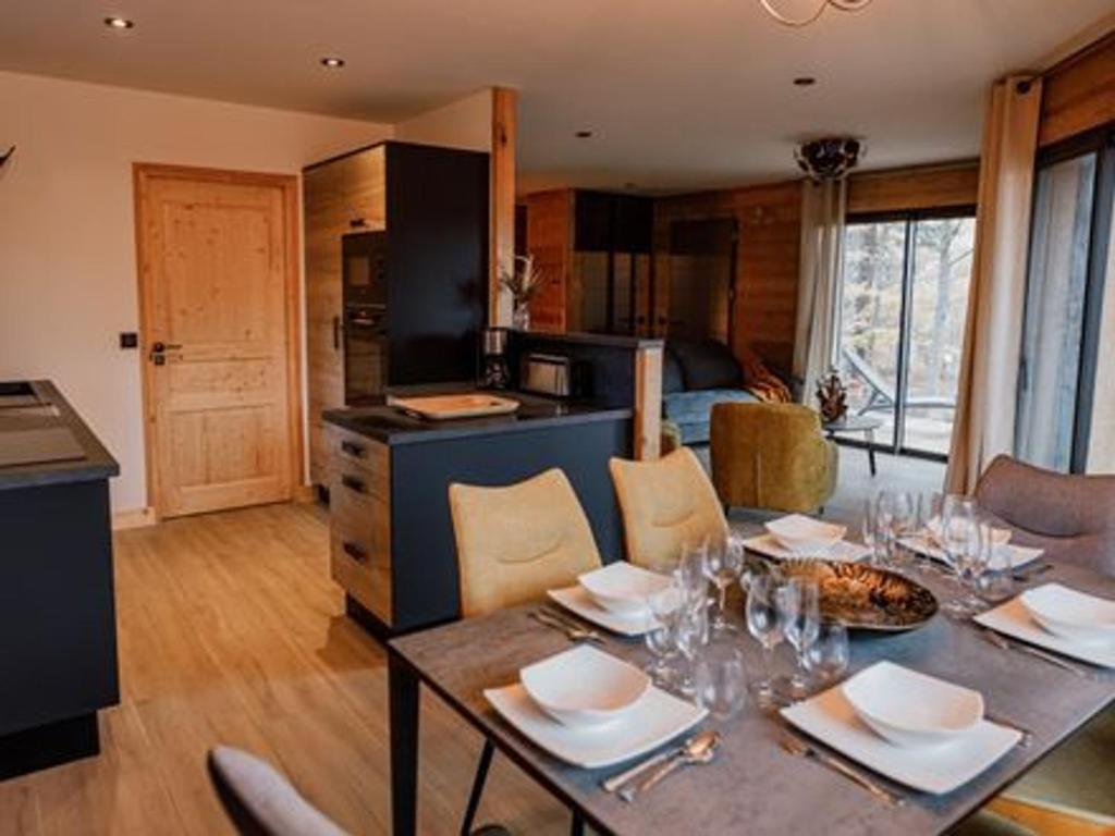 Gîte Le Chambon-sur-Lignon, 3 pièces, 6 personnes - FR-1-582-368 photo 3