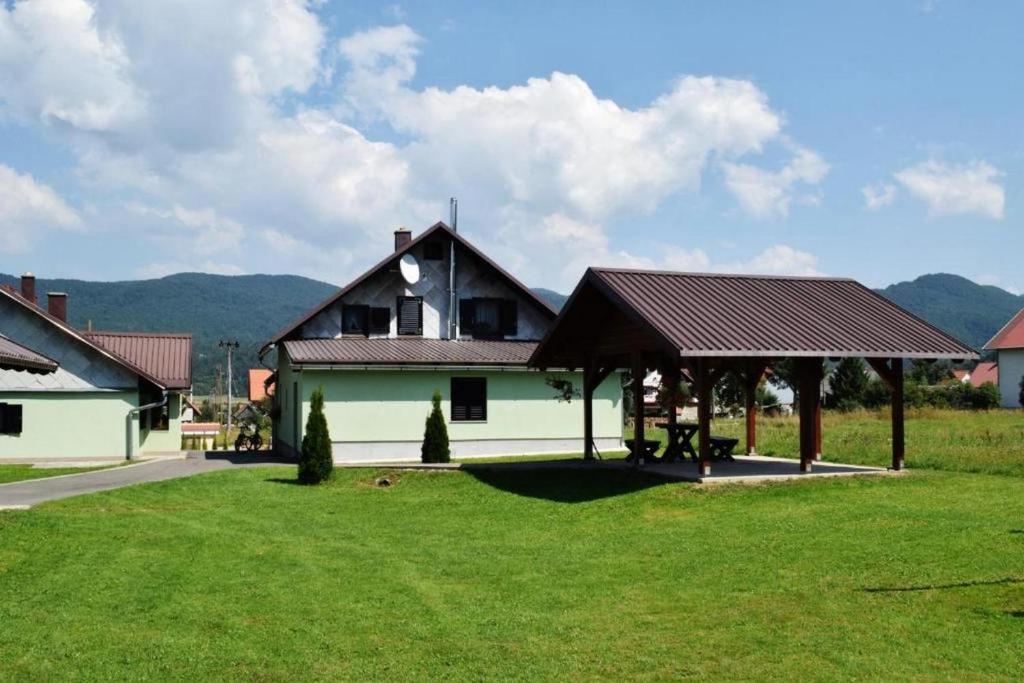 Apartments with a parking space Mrkopalj, Gorski kotar - 20714 photo 1