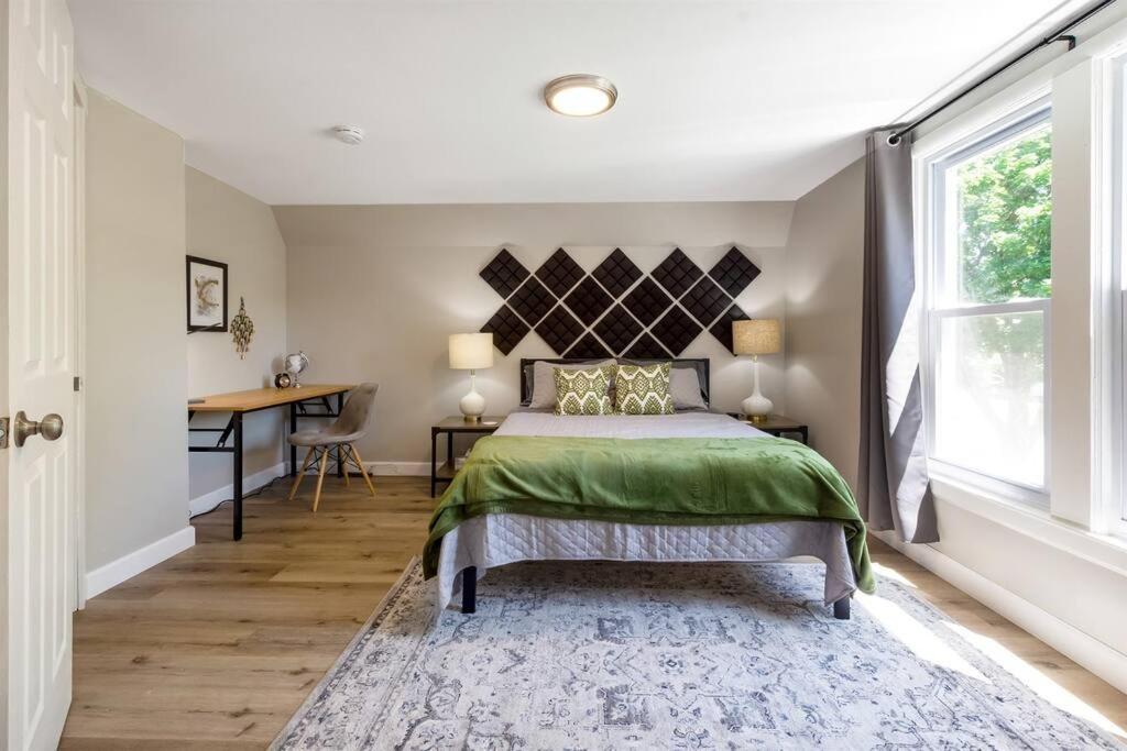 New! Luxury 1BR Flat near Downtown Mount Clemens image