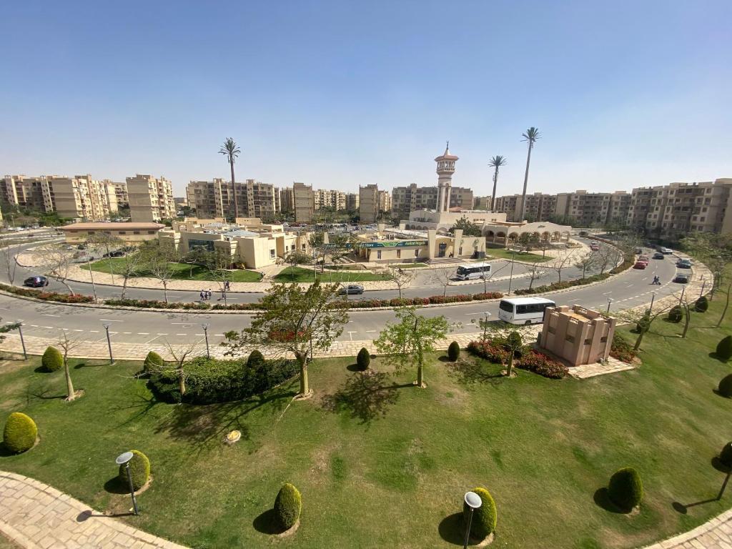 Luxury Inn: 3BR Amazing View in Madinaty B6 photo 1