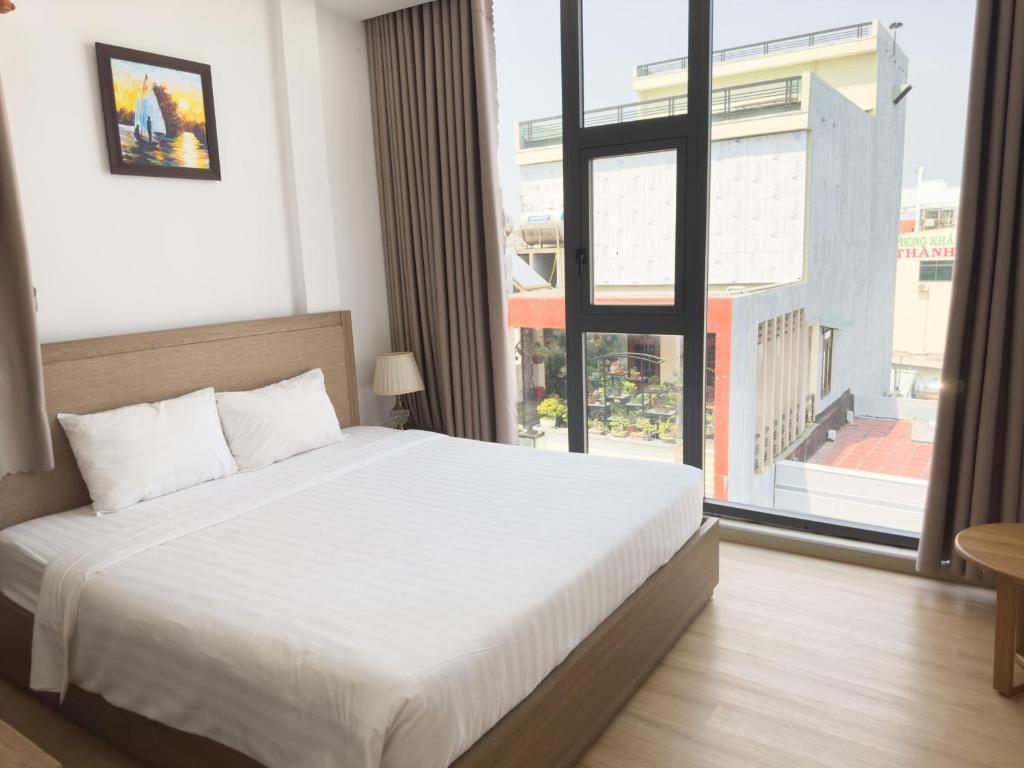 khách sạn ĐÔNG DƯƠNG