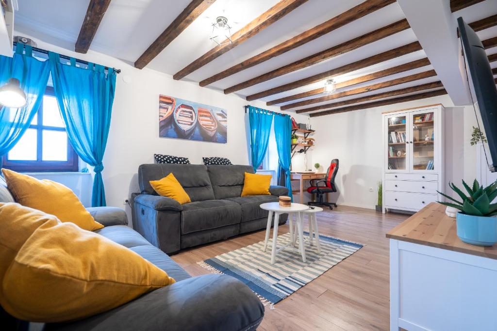 Holiday House Nova
