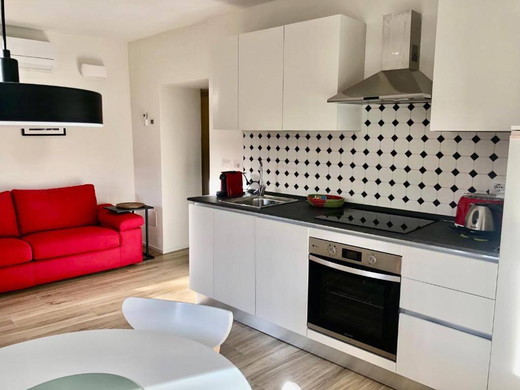 Via Scale Apartments, Lake Como, Brienno photo 4