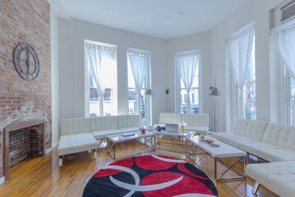 Studio Plus image