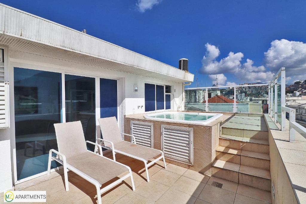 Beautiful 4BR duplex penthouse photo 1