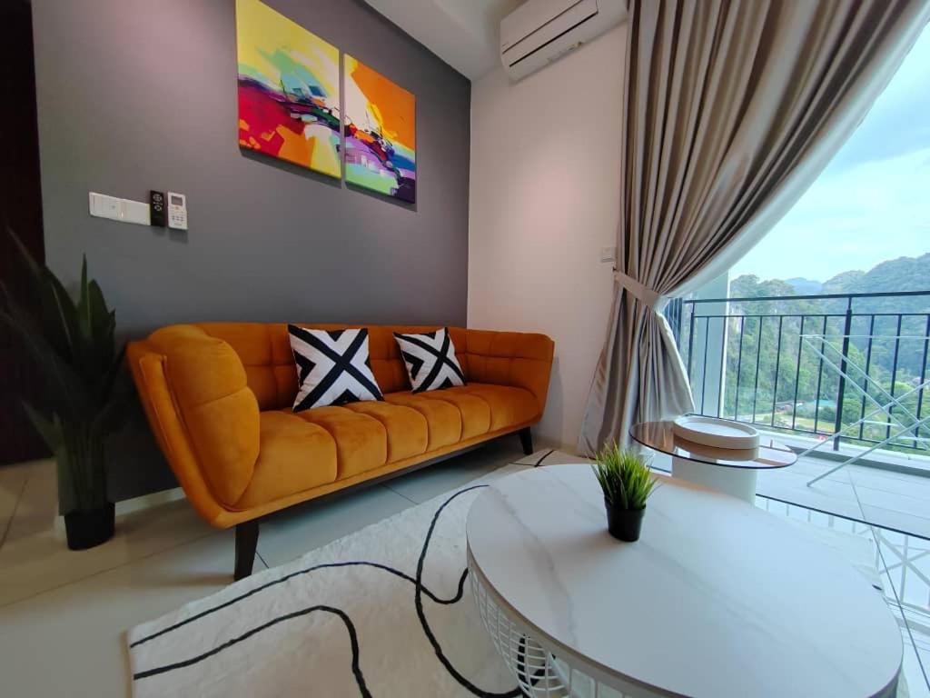 Ipoh Sunway Villa , Guesthouse and Suites at Tambun, 6-14pax 2parking by IWH photo 4