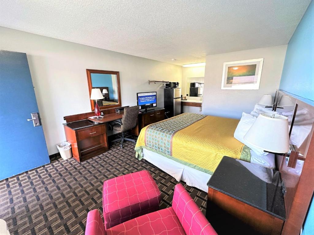 Lakes Inn photo 4