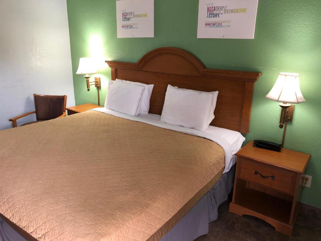 Hwy 59 Motel Laredo Medical Center image