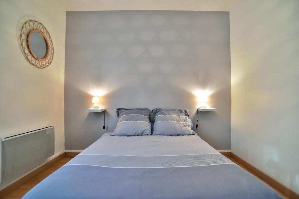 La Maison aux Volets Roses photo 1