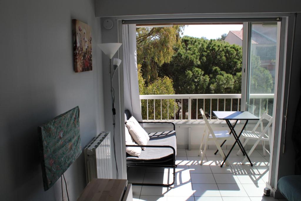 Studio l'Echappée mandréenne le calme entre mer et forêt photo 3