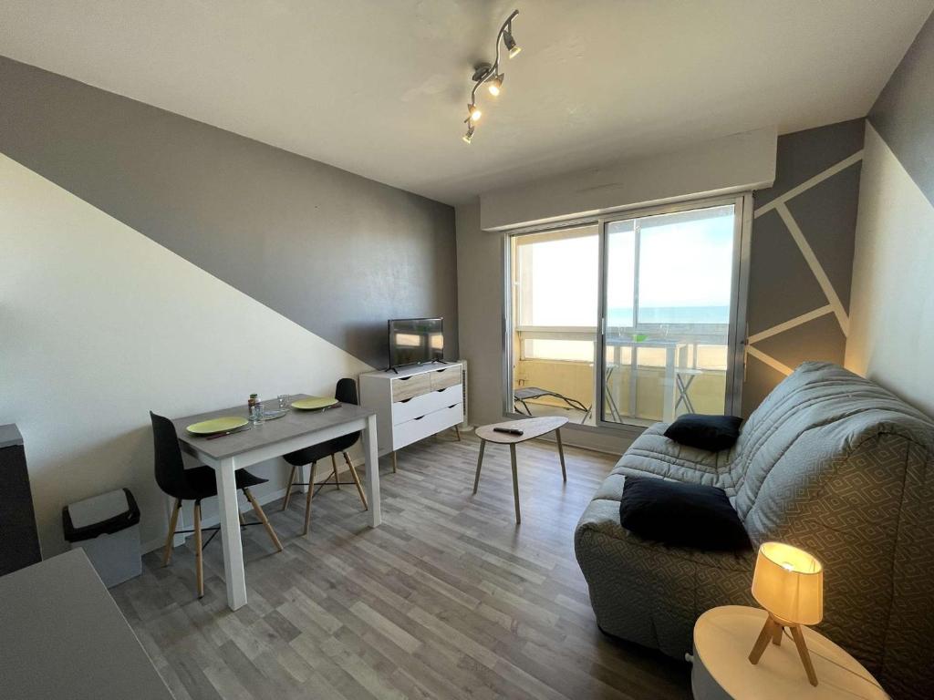 Appartement Saint-Jean-de-Monts, 1 pièce, 2 personnes - FR-1-224C-138 photo 2