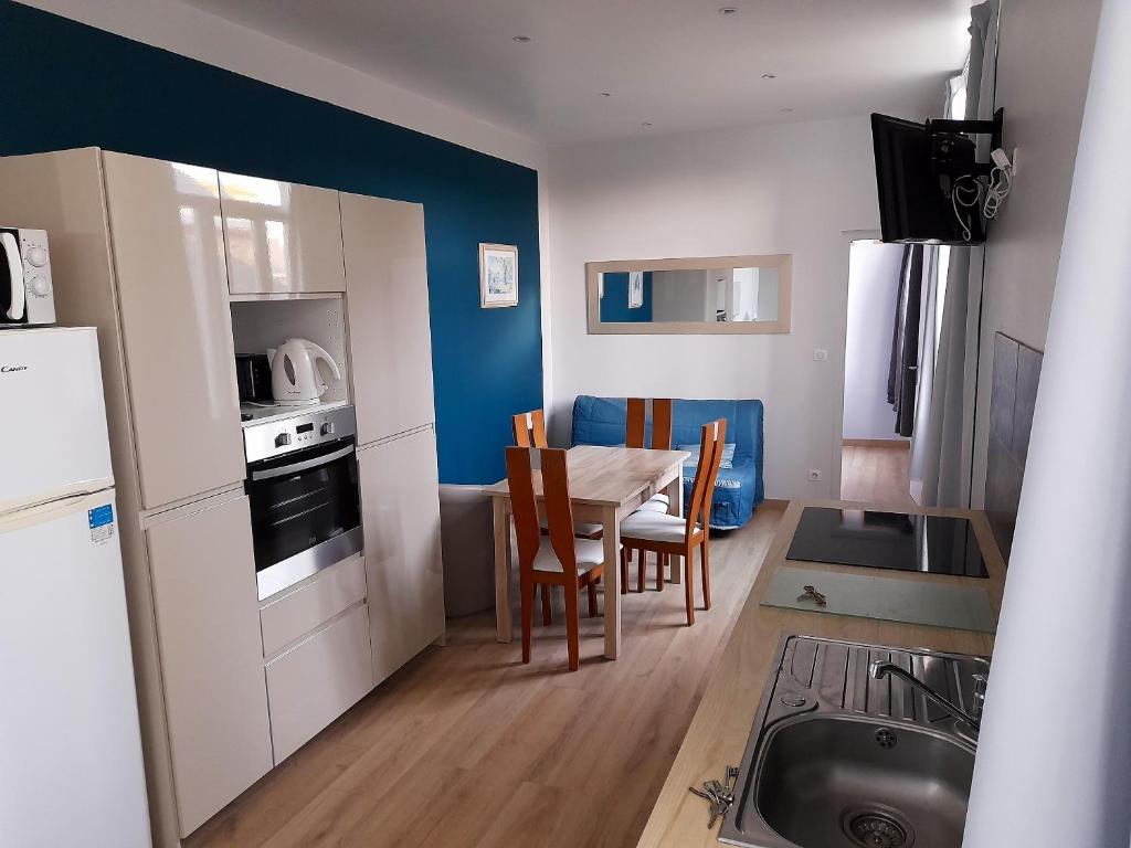Appartement d'une chambre a Saint Quay Portrieux a 400 m de la plage avec wifi