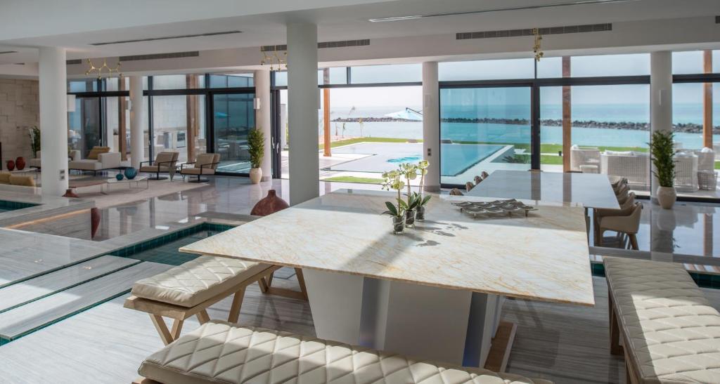 Вилла (Вилла «Поместье» с 5 спальнями), Курортный отель Zaya Nurai Island Resort