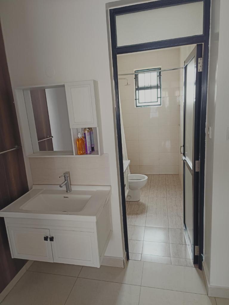 The Hygge - 2 Bedroom fully furnished Apartment photo 2