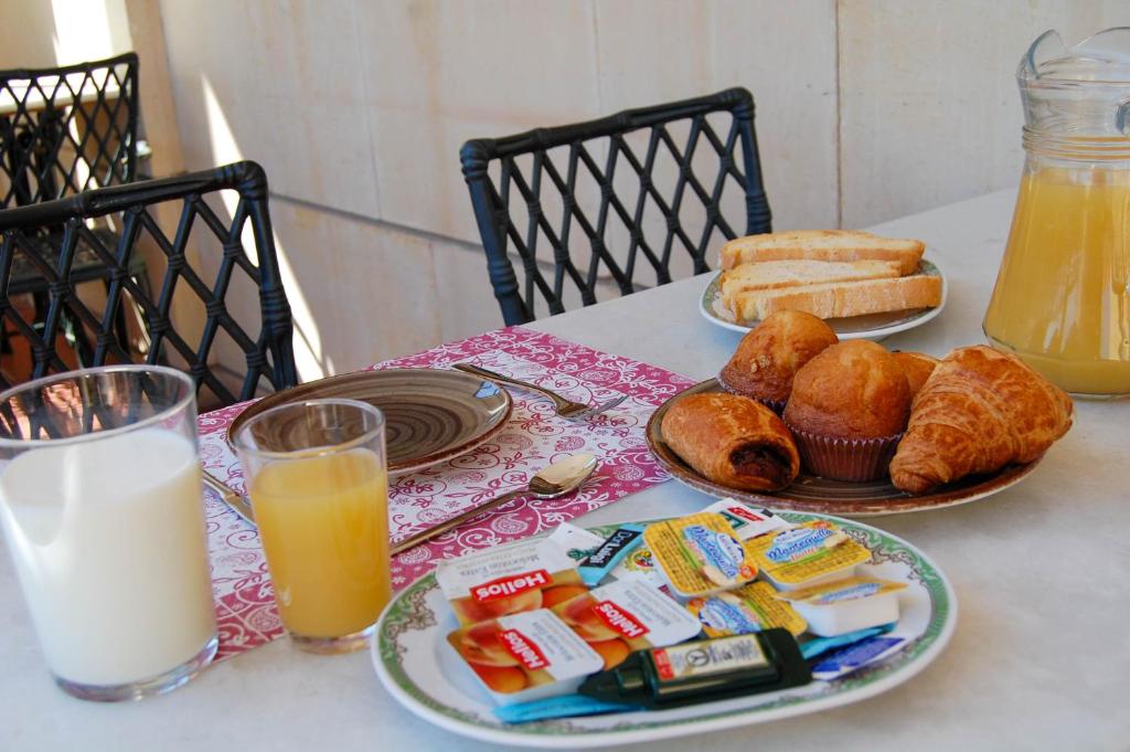 Hotel El Gamo photo 3