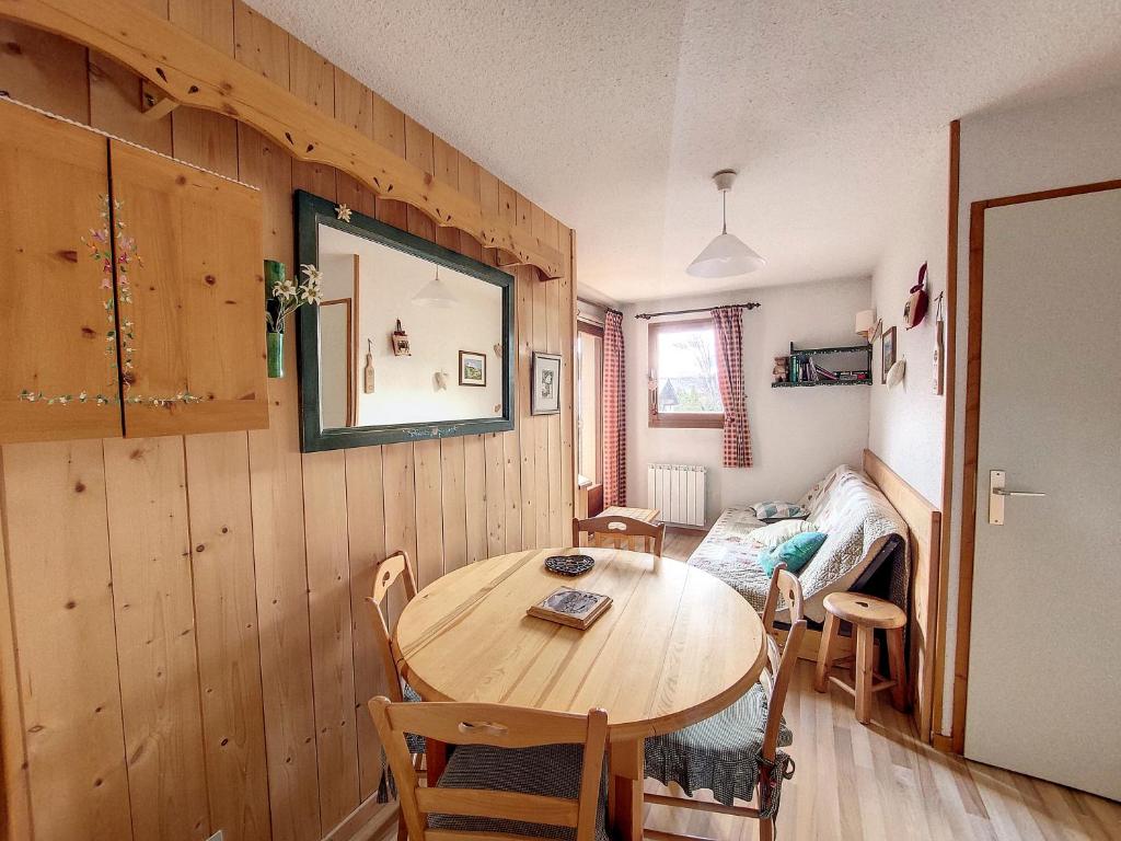 Appartement 1 chambre avec garage photo 1