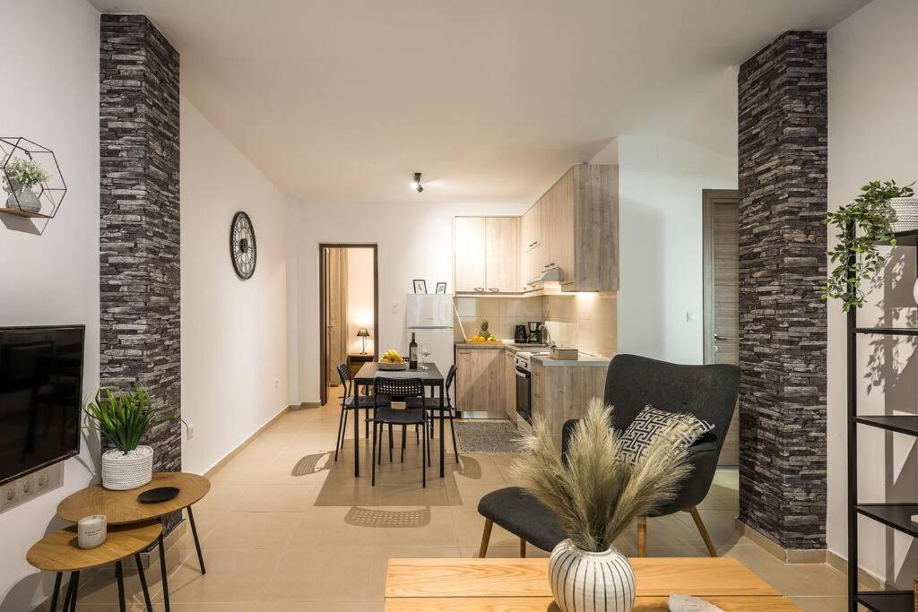 Sofman city center apartment I photo 2