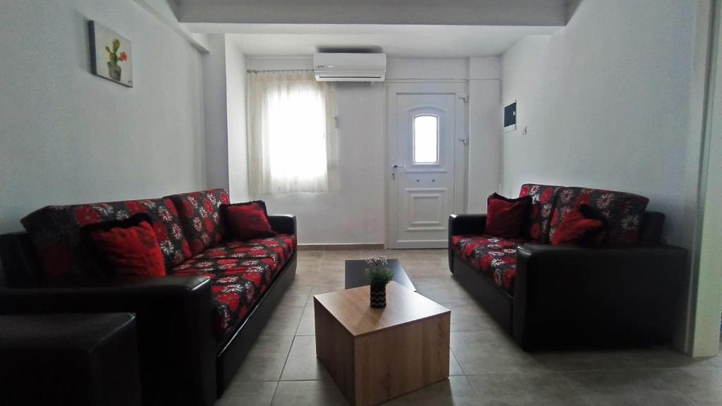 Cozy ground floor house photo 1