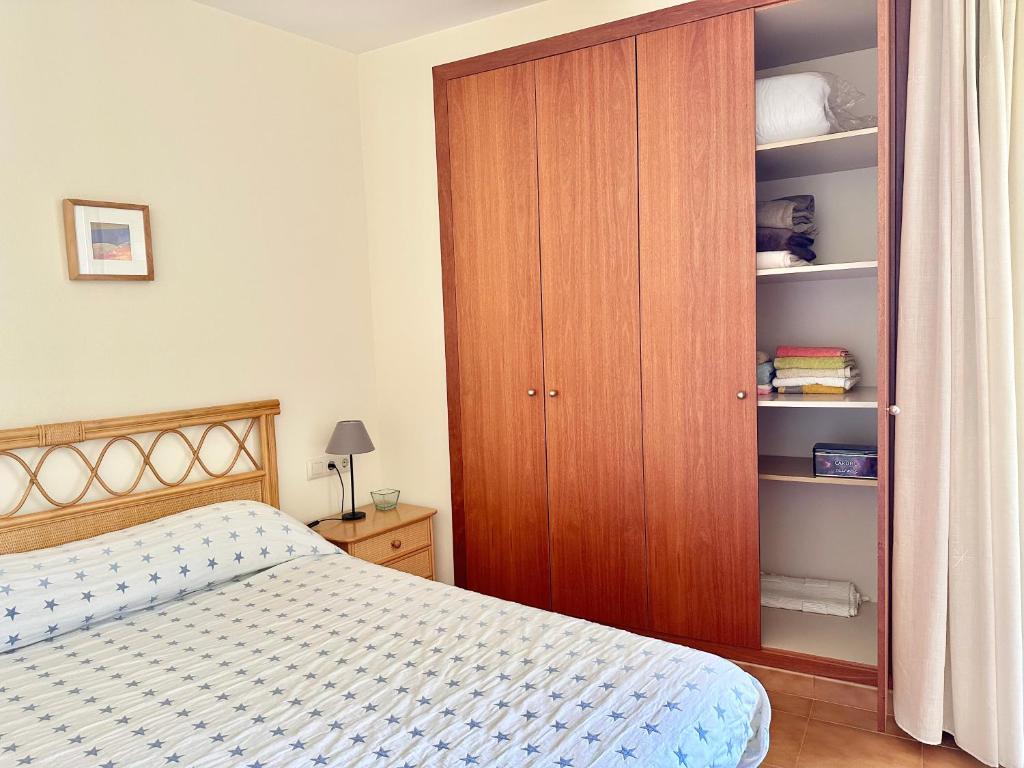 NEW! Apartamento con piscina y balcón a 2 minutos de la playa. WI-FI photo 3