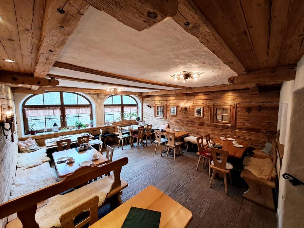 Pension Etzerschlössl photo 3