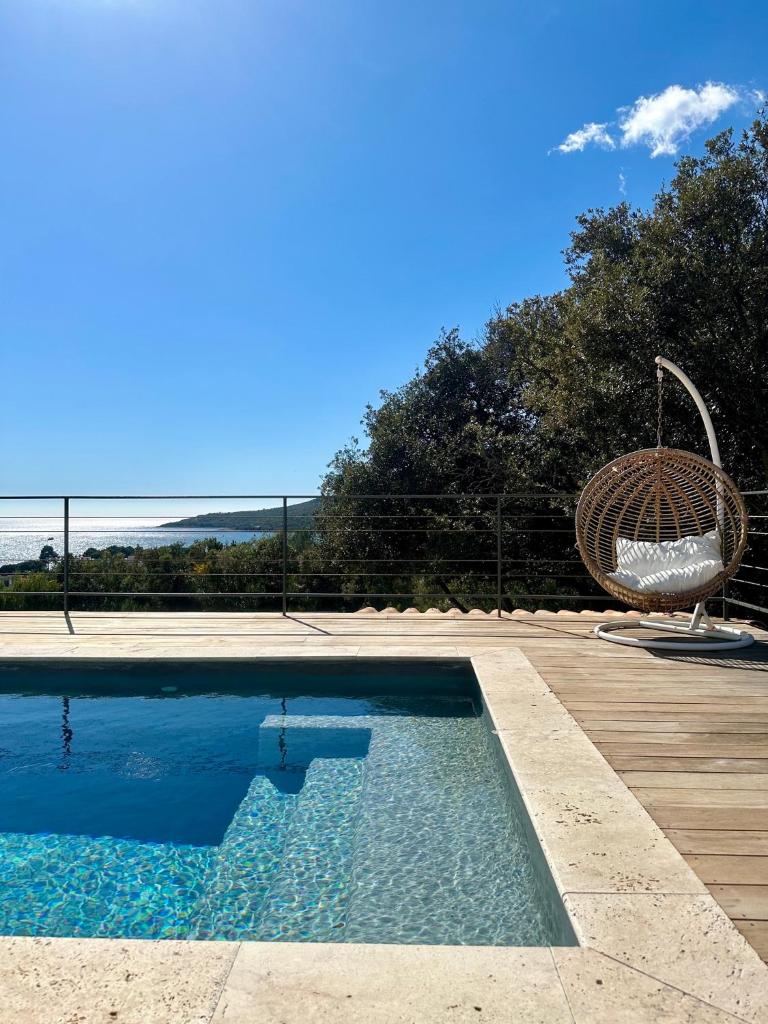 Villas de standing avec magnifique vue mer et piscines privées, Sagone photo 4