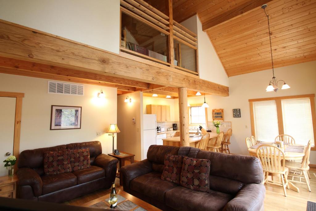 River's Edge Resort photo 2