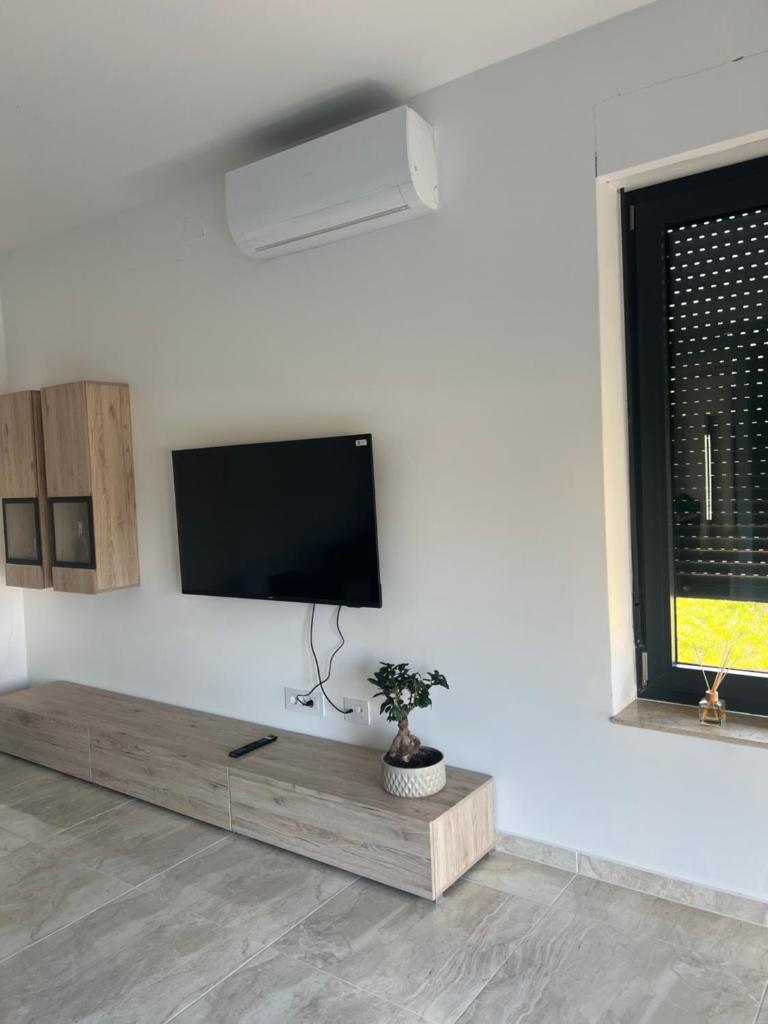 Modern Home Ula photo 3