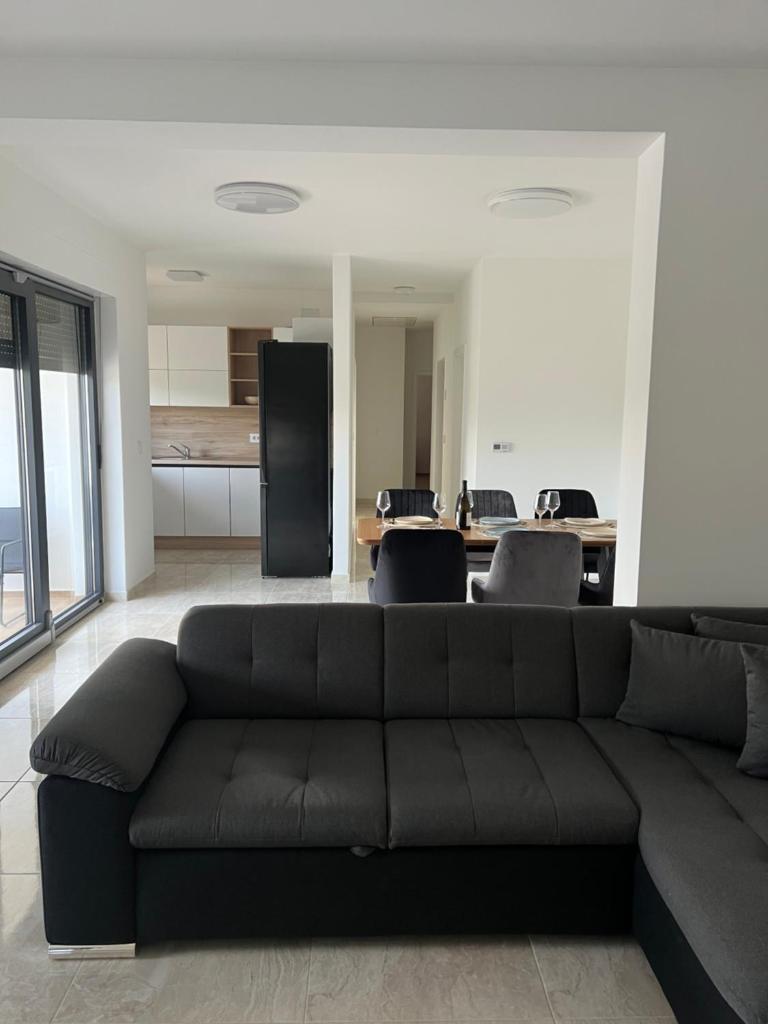 Modern Home Ula photo 2