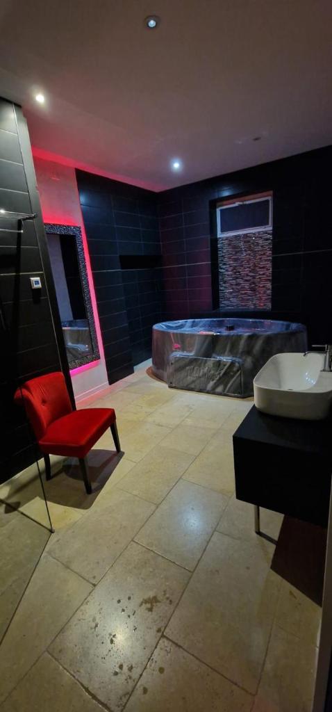 L'Aphrodite Jacuzzi privatif photo 2
