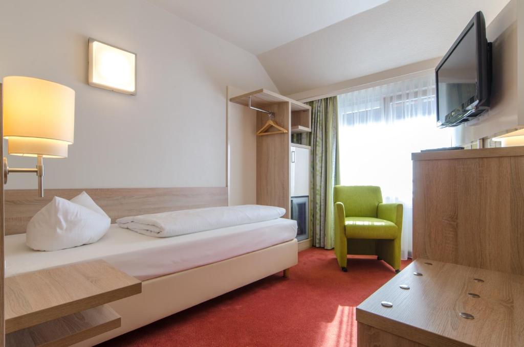 Одноместный (Стандартный одноместный номер), Garden Hotel