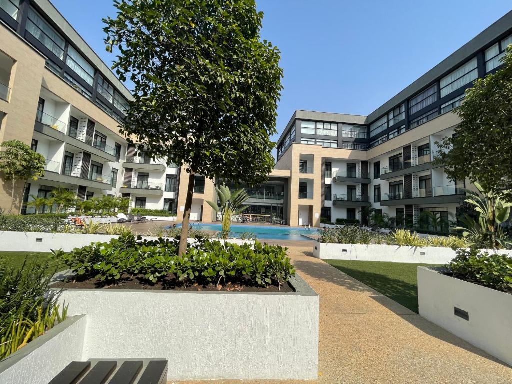 Embassy Gardens Luxury Suites & Apartments