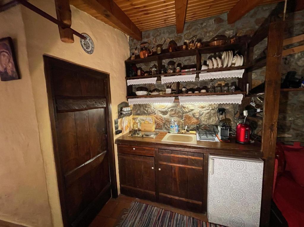 Agoriani Art Studio - Sweet little cottage photo 4