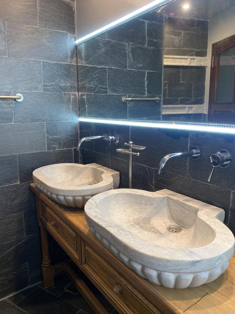 EZE Inn Boutique Hotel photo 2
