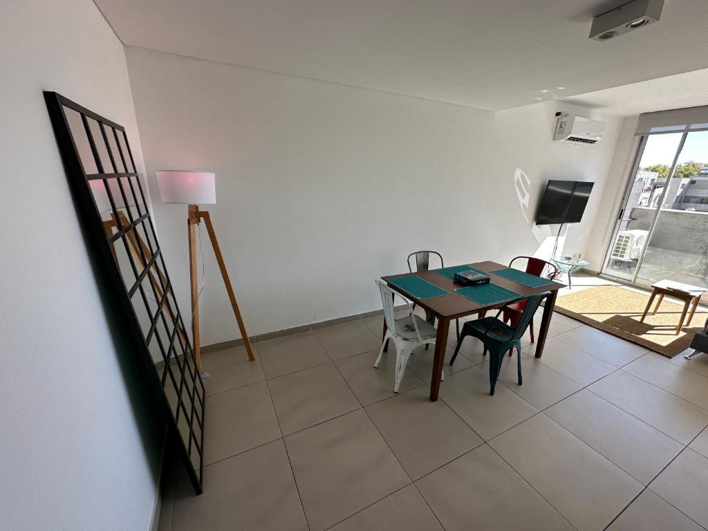 Modern Spacious & Sunny Apartment in Palermo photo 1