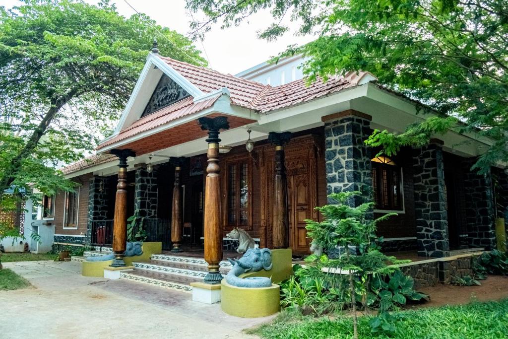 Marvels Villa
