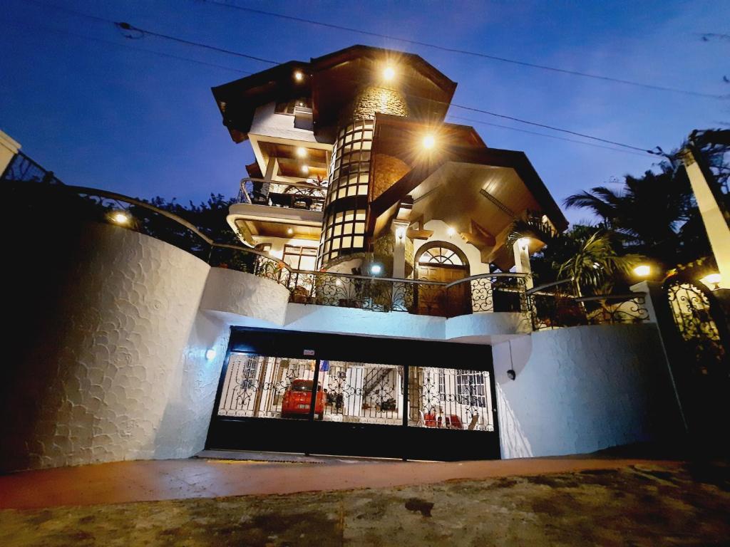 El Castillo Bed and Breakfast photo 1