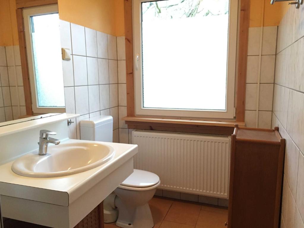 Ferien im Gutspark Schwarbe mit Re photo 4