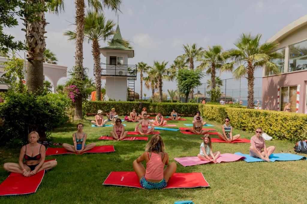 Holiday Garden Resort photo 4