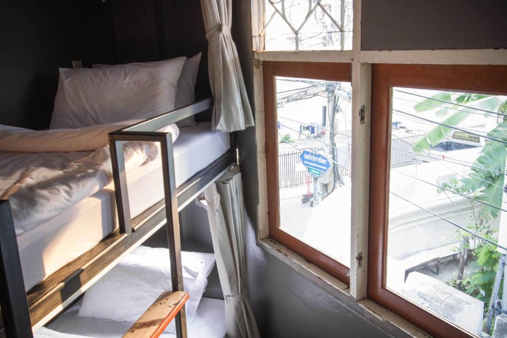 Номер (Кровать в общем 4-местном номере для мужчин и женщин), Here Hostel Bangkok