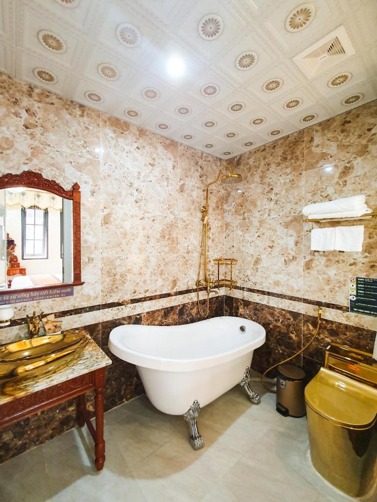 Thành Long Hotel Ha Long