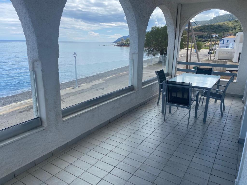 Beachfront House Agia Pelagia Kythira photo 1