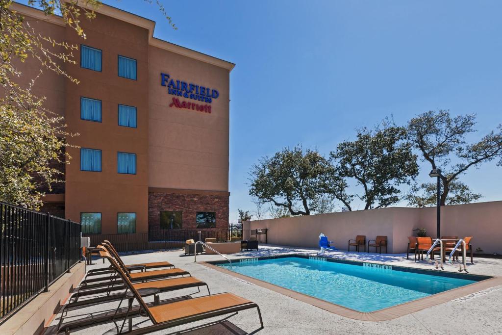 Fairfield Inn & Suites by Marriott Austin Northwest/Research Blvd image