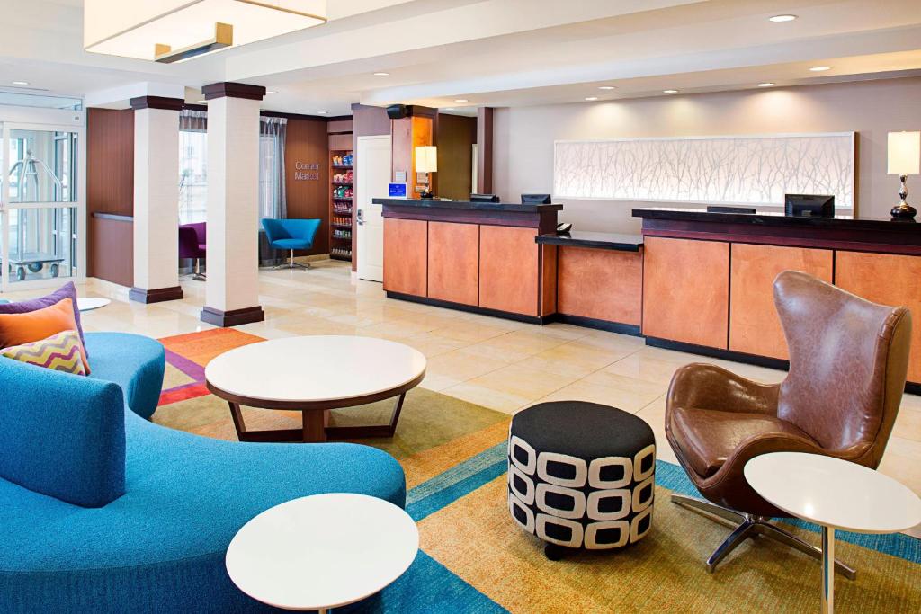 Fairfield Inn & Suites Jonesboro image