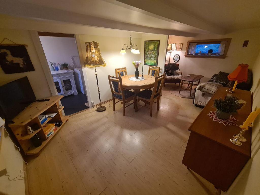 Hyggeligt gammelt hus i Vestmanna photo 2