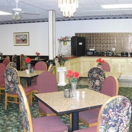 Royal Inn photo 4