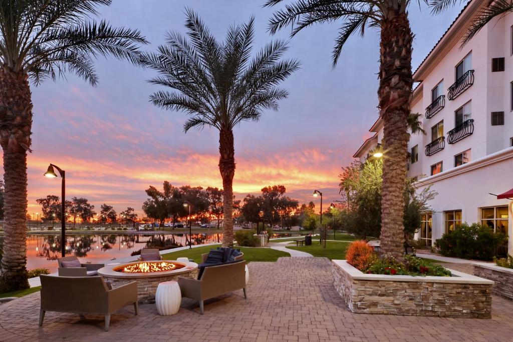 Residence Inn by Marriott Phoenix Chandler/South image