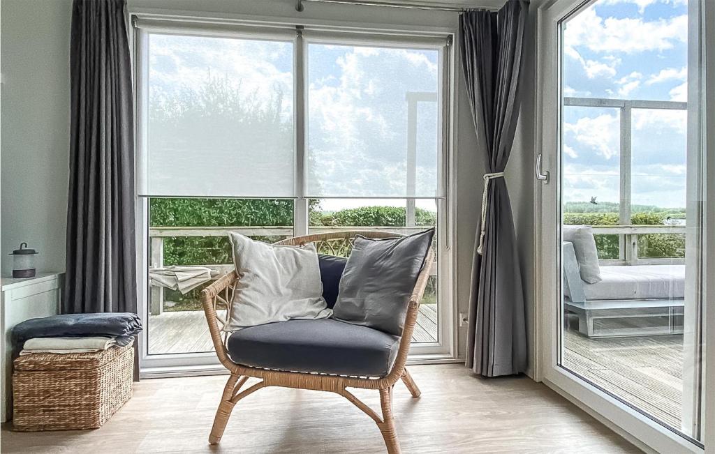 Awesome Home In Lauwersoog With Wifi And 2 Bedrooms photo 1