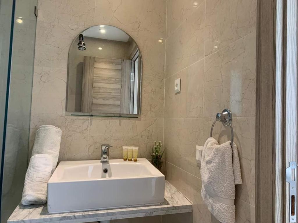 Appart hôtel Lyna el Mouradia photo 4